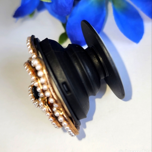 LTD* Pop Socket 🖤 Beautiful Black & Pearl Flower Pop Socket for Any Phone/Case! - Picture 6 of 7